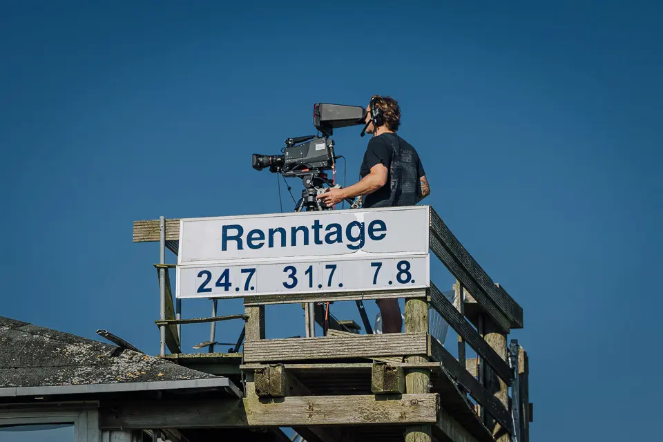 Hooksieler Renntage 2024 - Foto 1