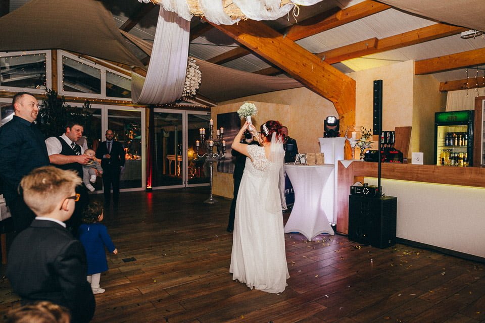 Trauung von Sarah und Daniel im Wattenmeerhaus in Wilhelmshaven 86