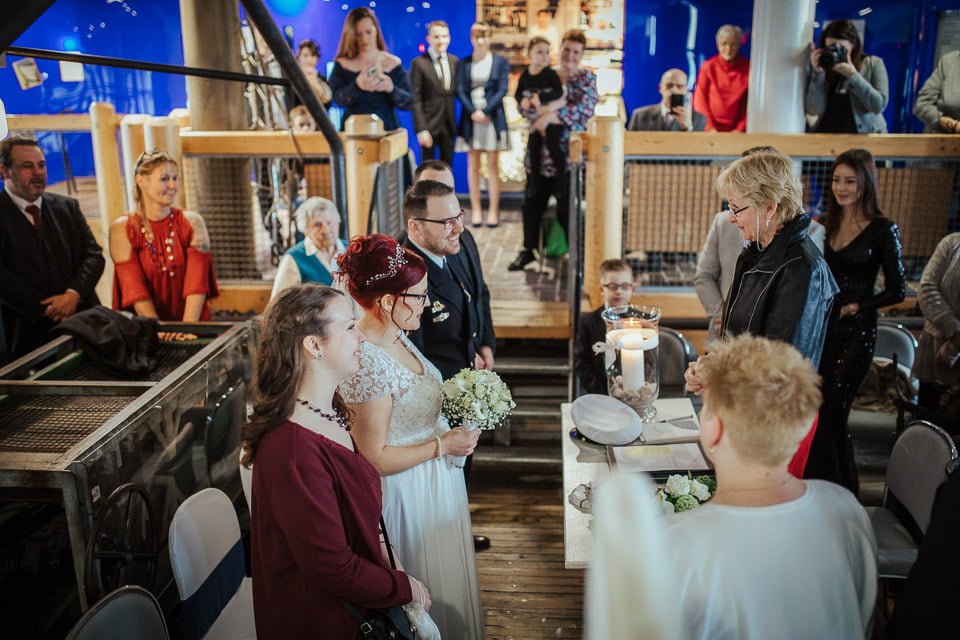 Trauung von Sarah und Daniel im Wattenmeerhaus in Wilhelmshaven 11